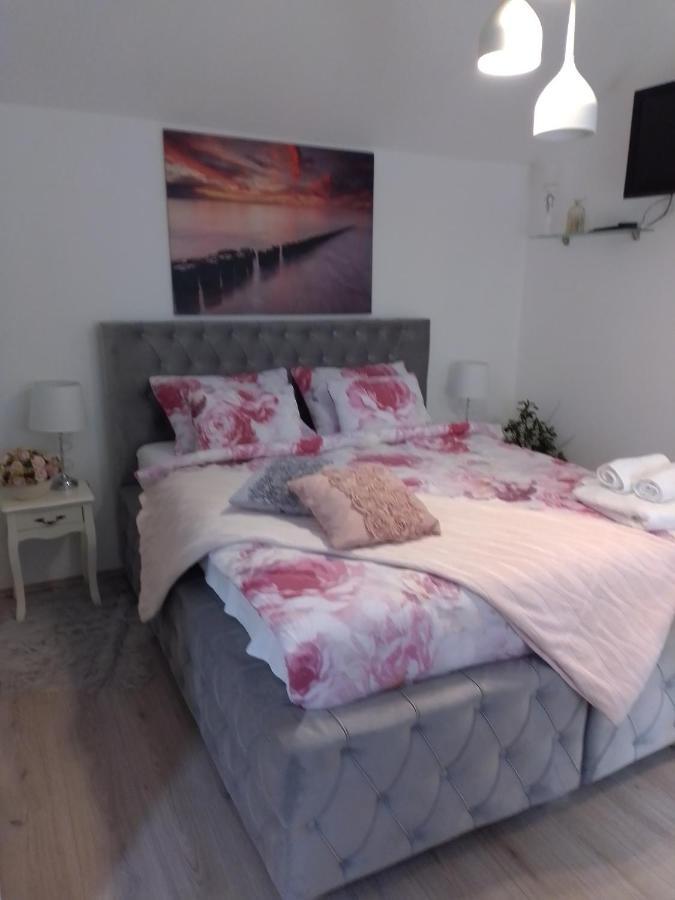 Apartments Rustika Toscana Водице Екстер'єр фото