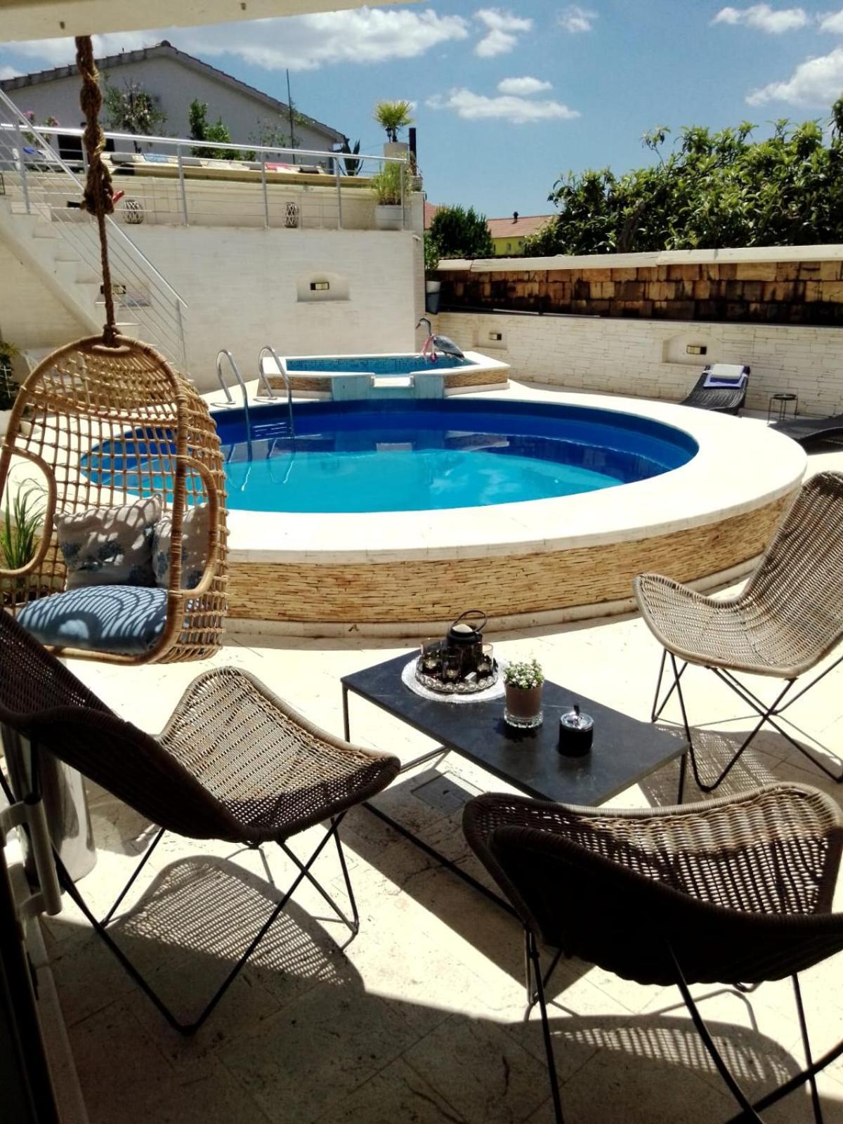 Apartments Rustika Toscana Водице Екстер'єр фото